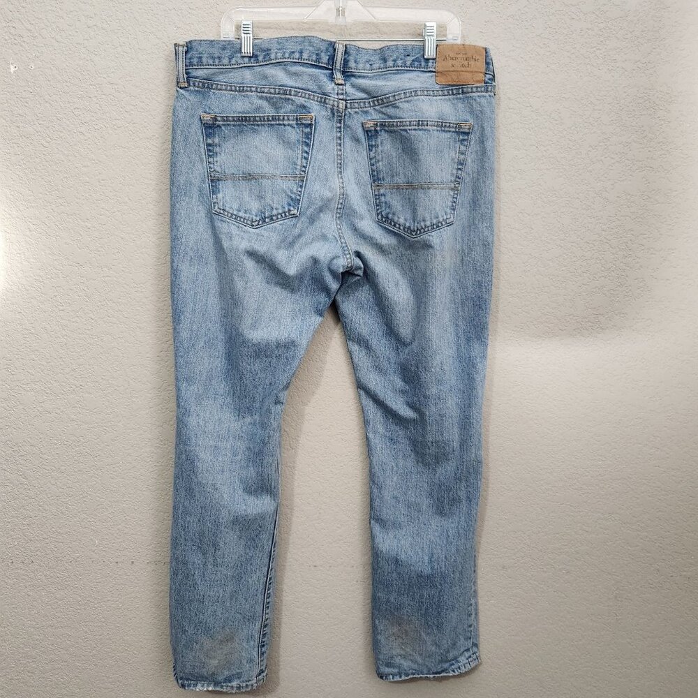 Abercrombie & Fitch Light Straight Leg Denim Jeans Button Fly Size 36 (38 ACTUAL